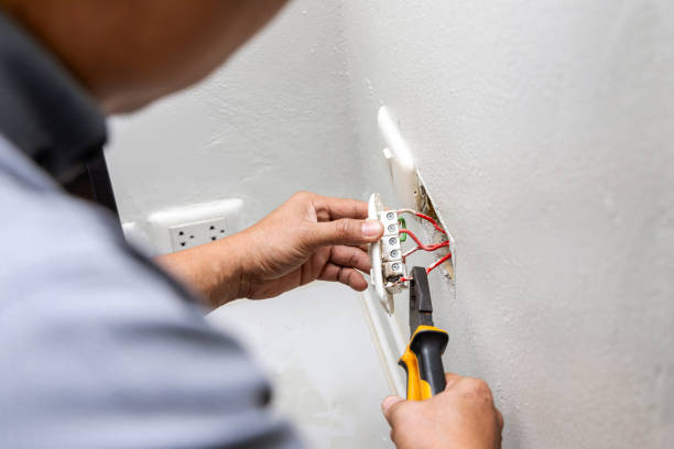 Best Affordable Electrician  in Camp Springs, MD